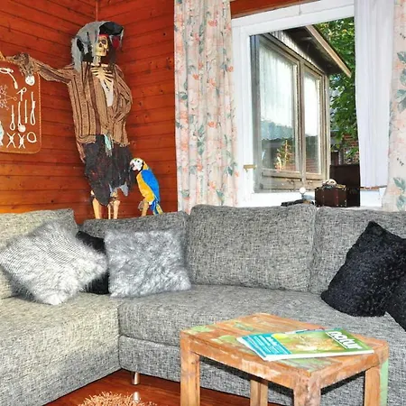 Holiday home Deichoase Piratenhaus